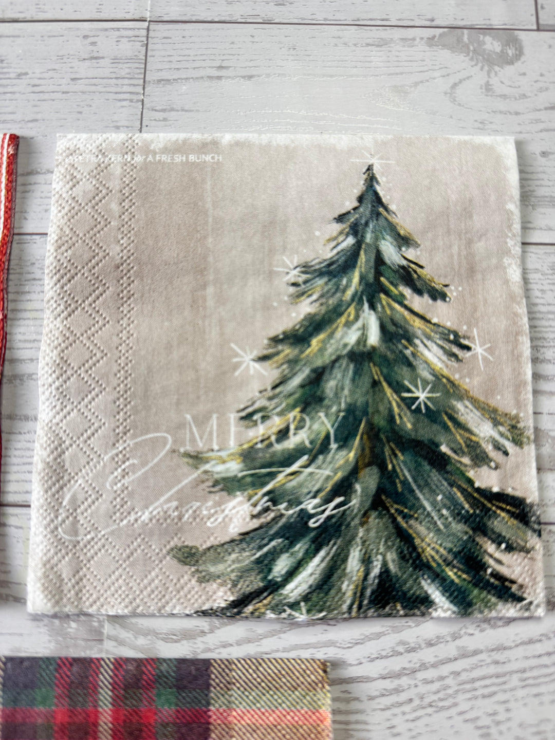 Traditional Christmas napkin bundle