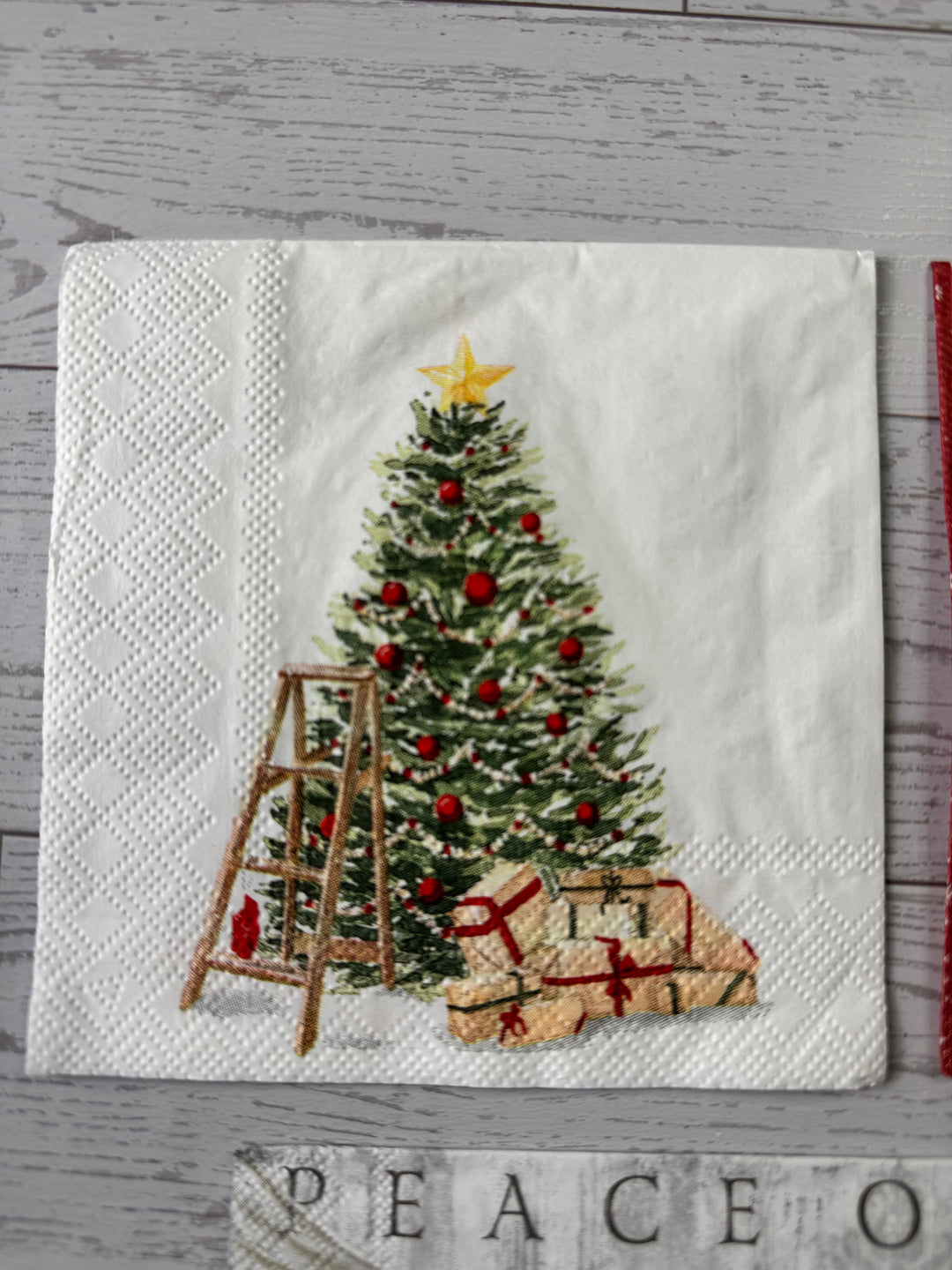 Traditional Christmas napkin bundle